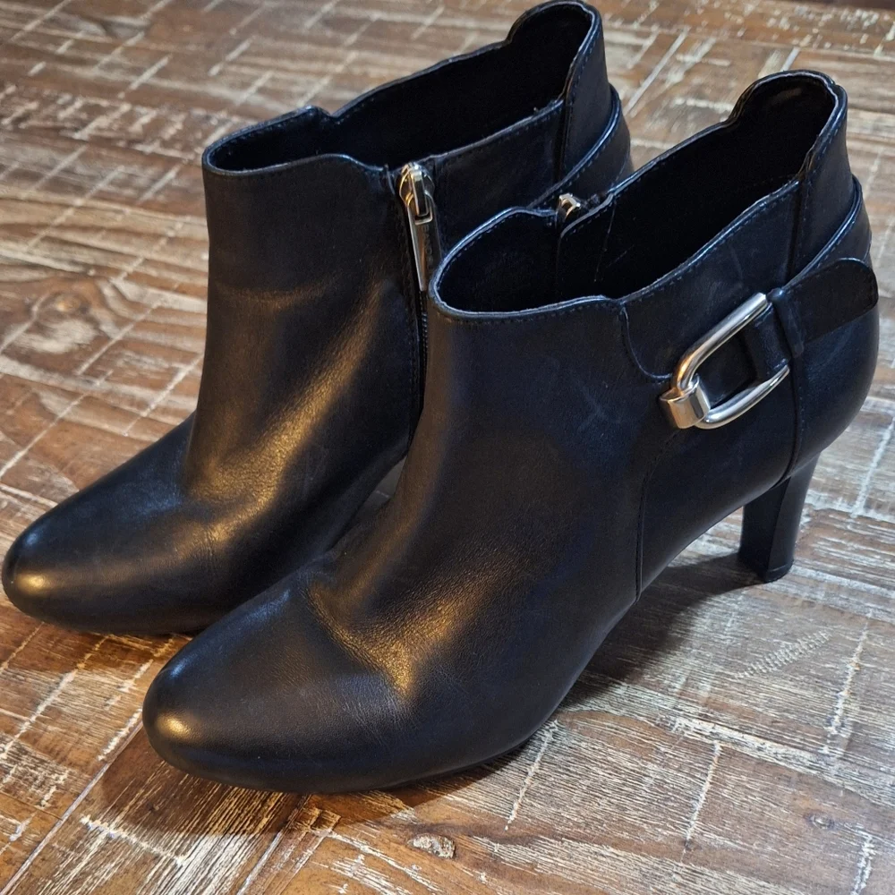 Bandolino Black Leather Women's Ankle Boots with Side Zipper 3